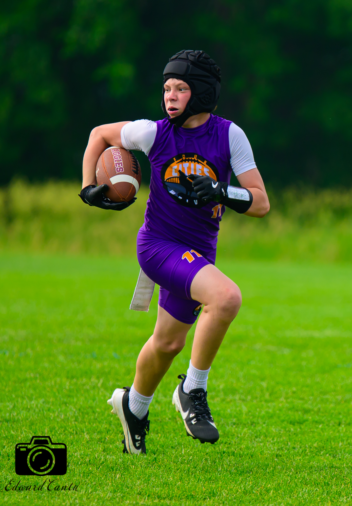 Wolves Player Running